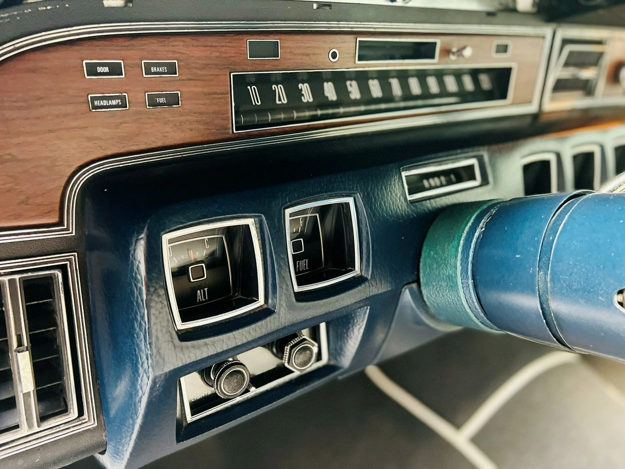 Lincoln Continental - Zdjęcie 26