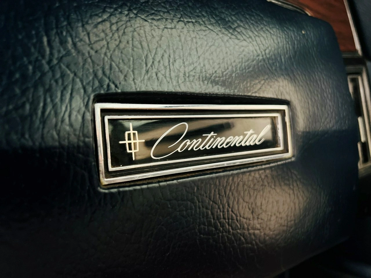 Lincoln Continental - Zdjęcie 28