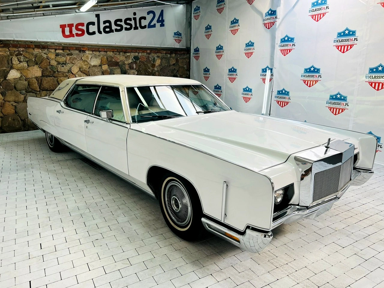 Lincoln Continental - Główne zdjęcie