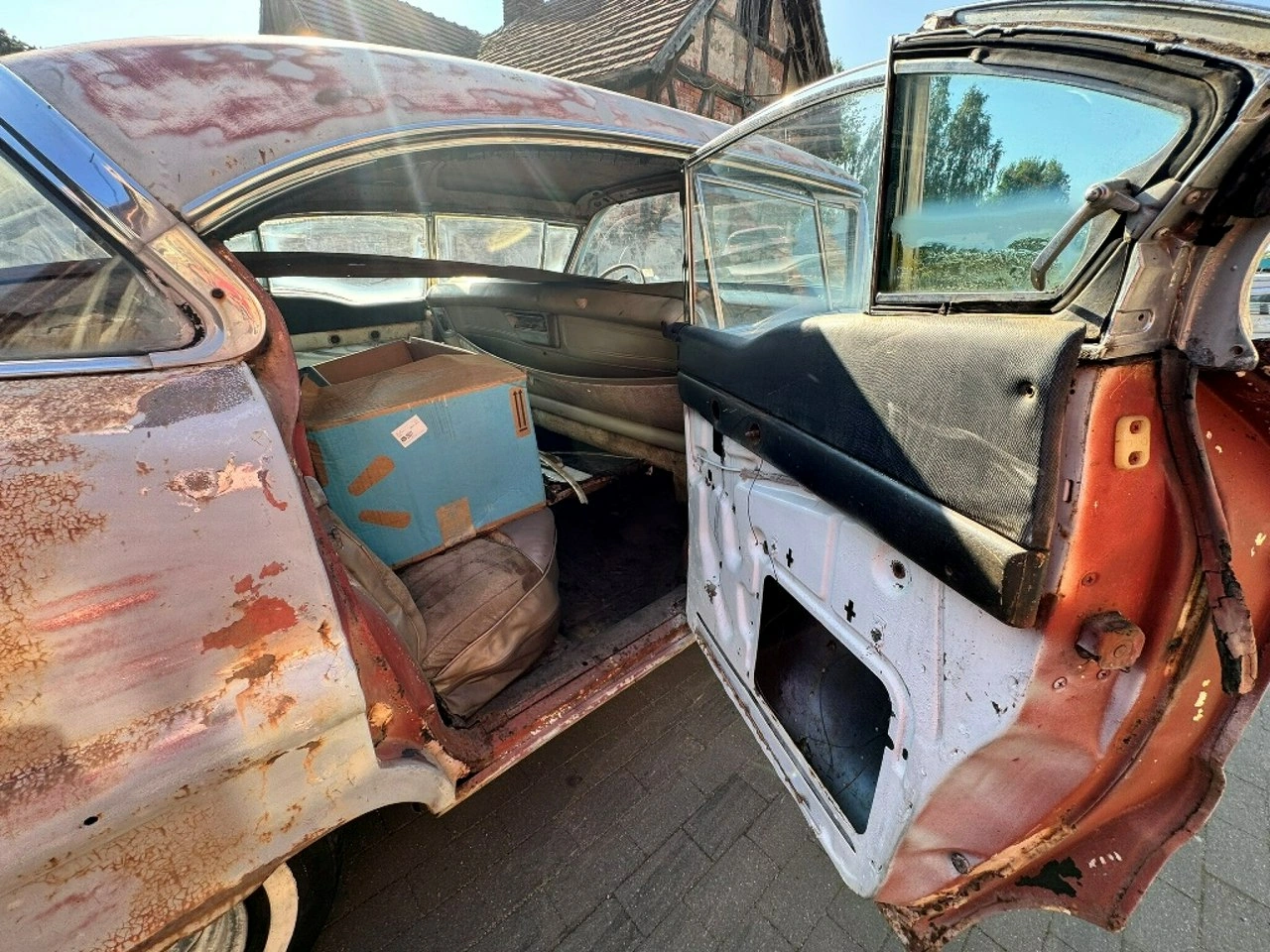 Cadillac Fleetwood - Zdjęcie 24