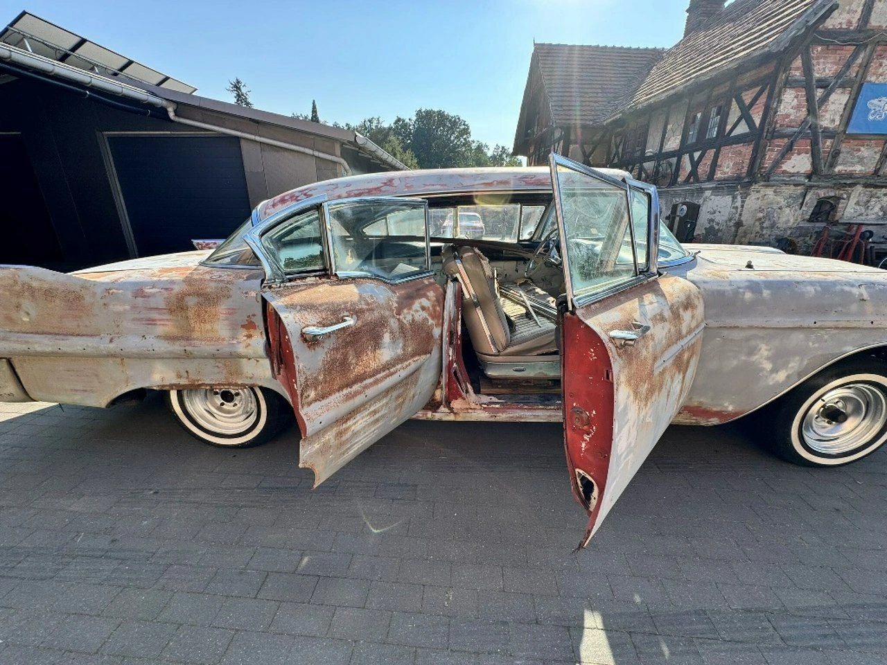 Cadillac Fleetwood - Zdjęcie 26