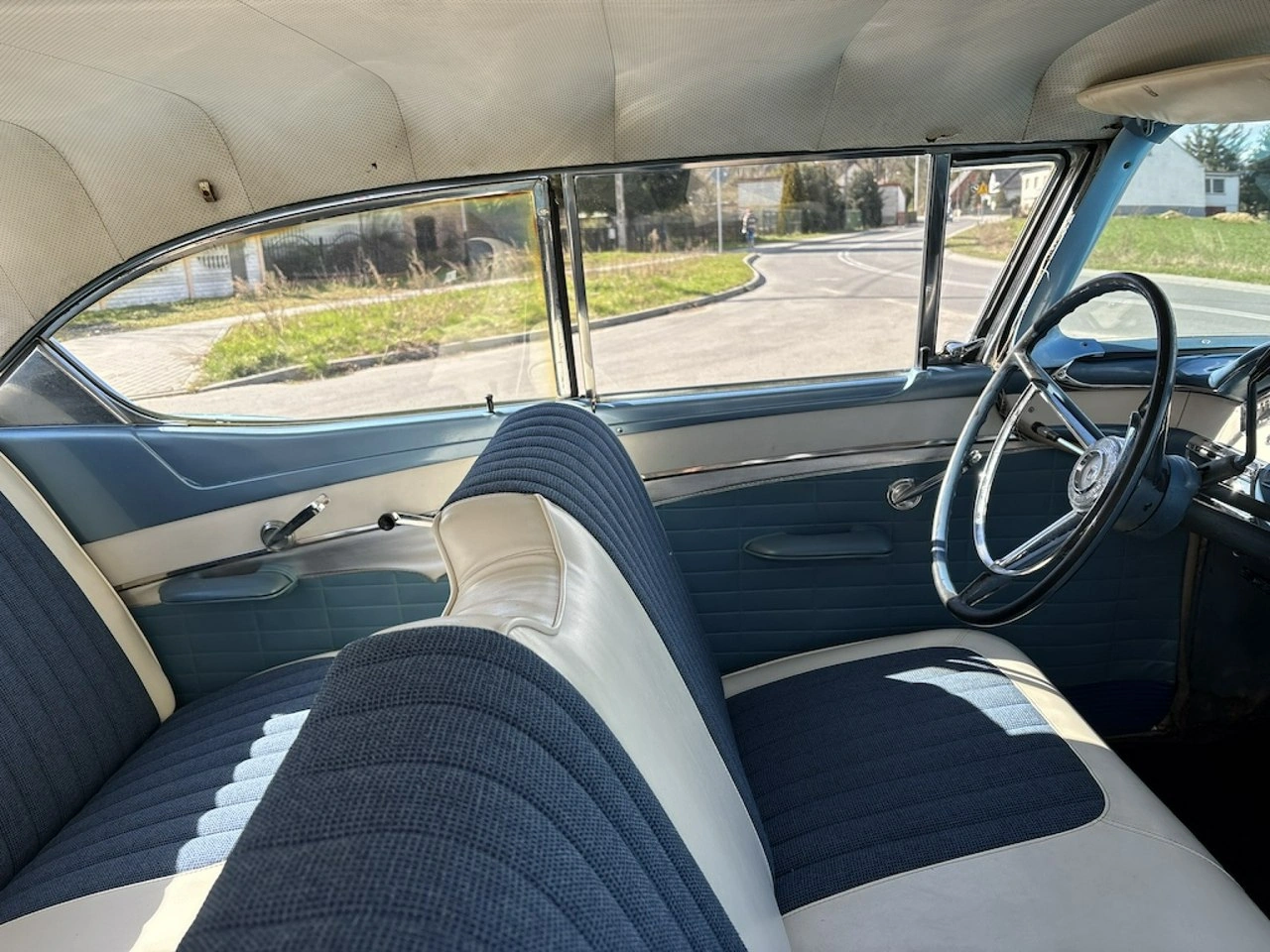 Ford Fairlane - Zdjęcie 9