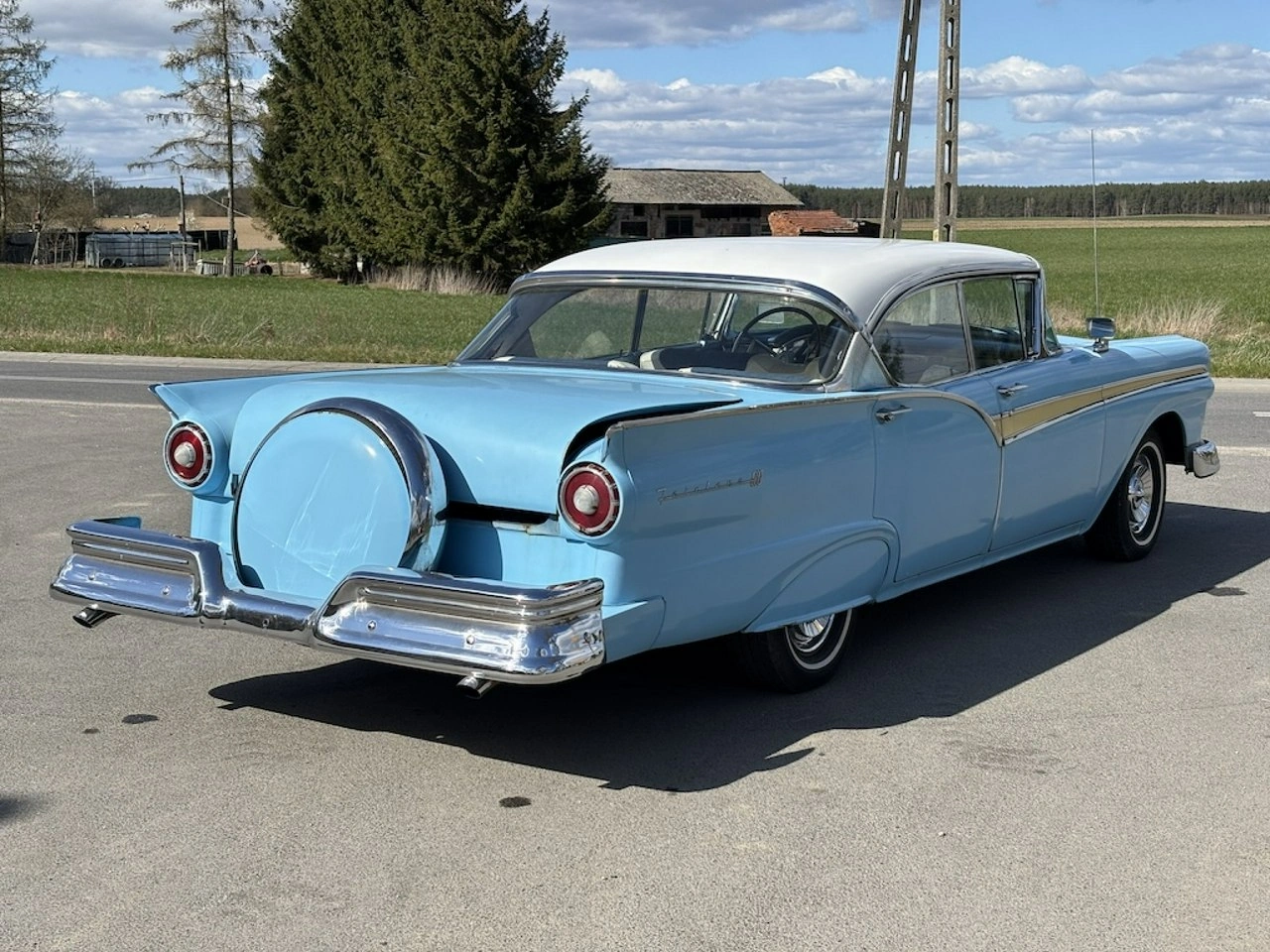 Ford Fairlane - Zdjęcie 6