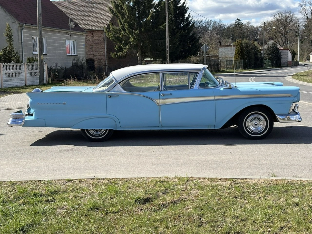 Ford Fairlane - Zdjęcie 7