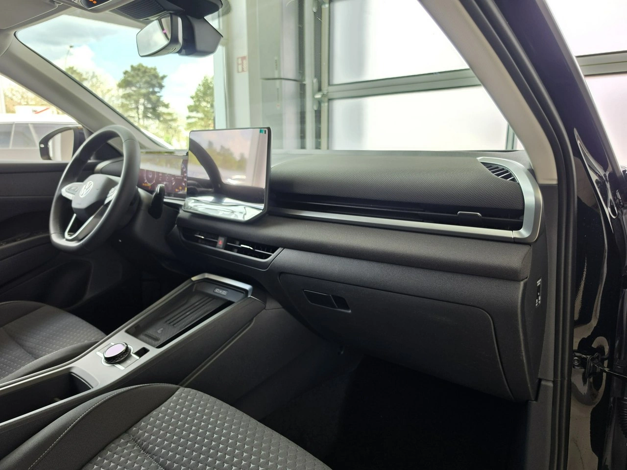 Volkswagen T-Roc - Zdjęcie 13