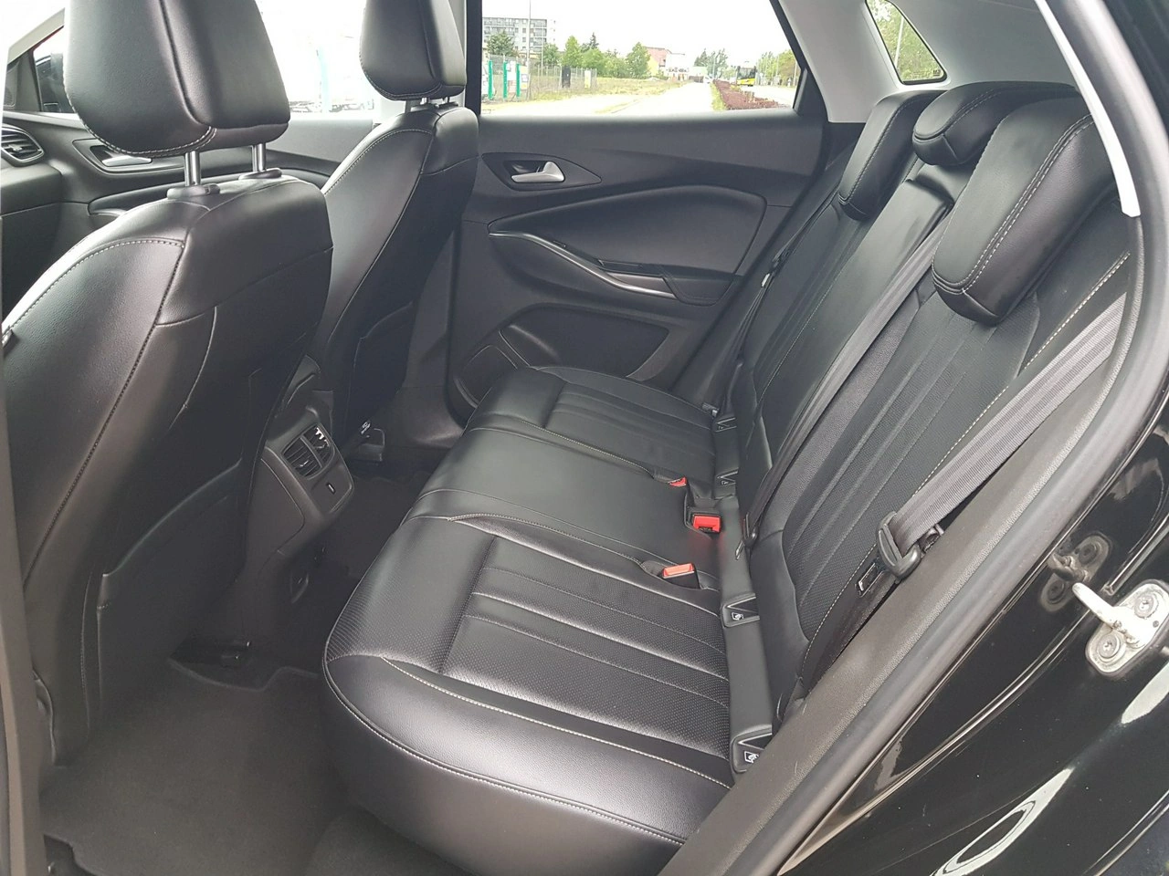Opel Grandland X - Zdjęcie 10
