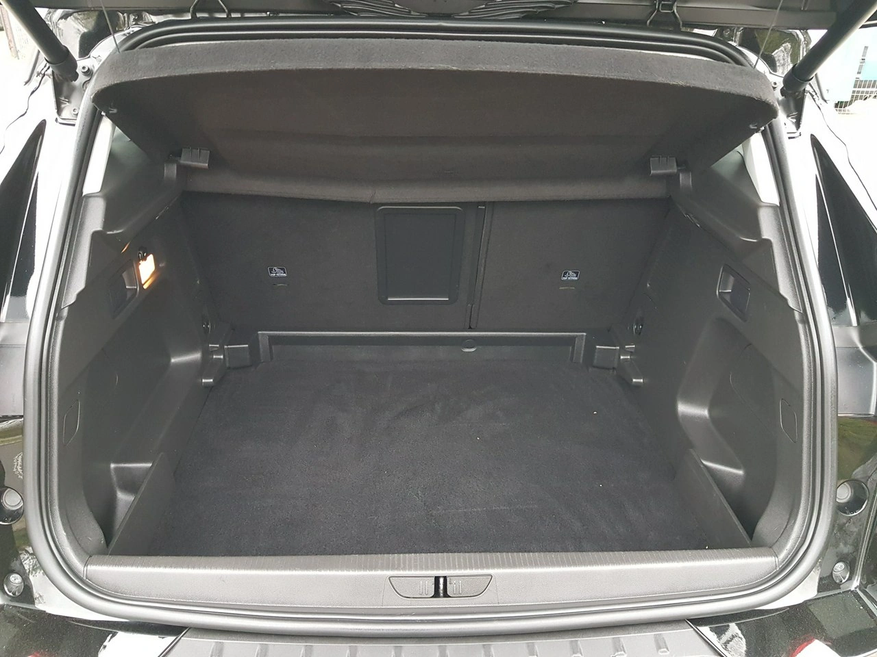 Opel Grandland X - Zdjęcie 13