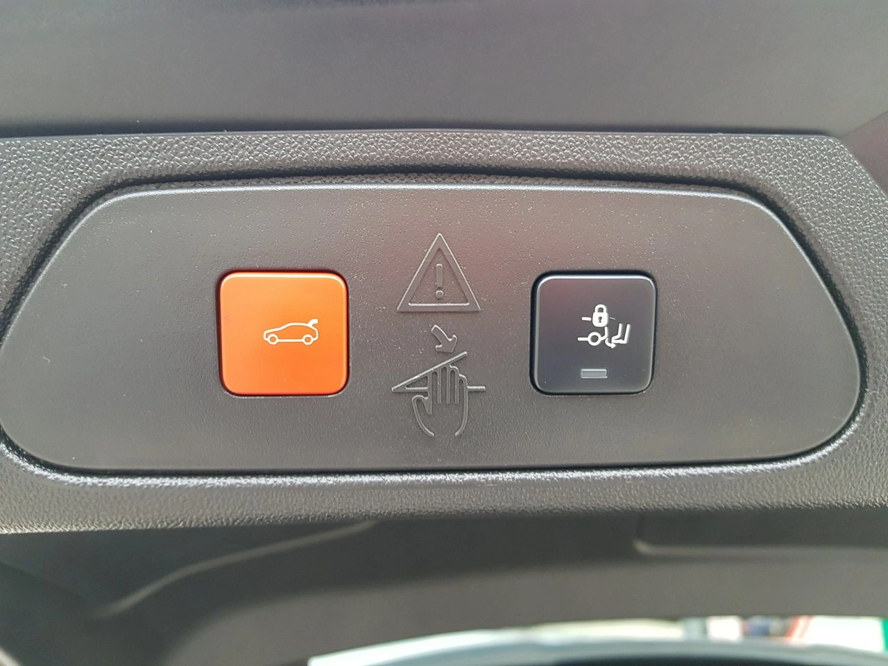 Opel Grandland X - Zdjęcie 14