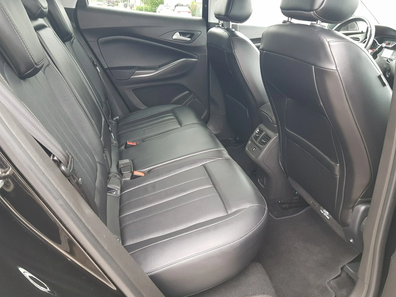 Opel Grandland X - Zdjęcie 15