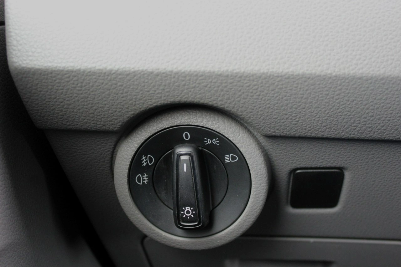 Volkswagen Transporter - Zdjęcie 22
