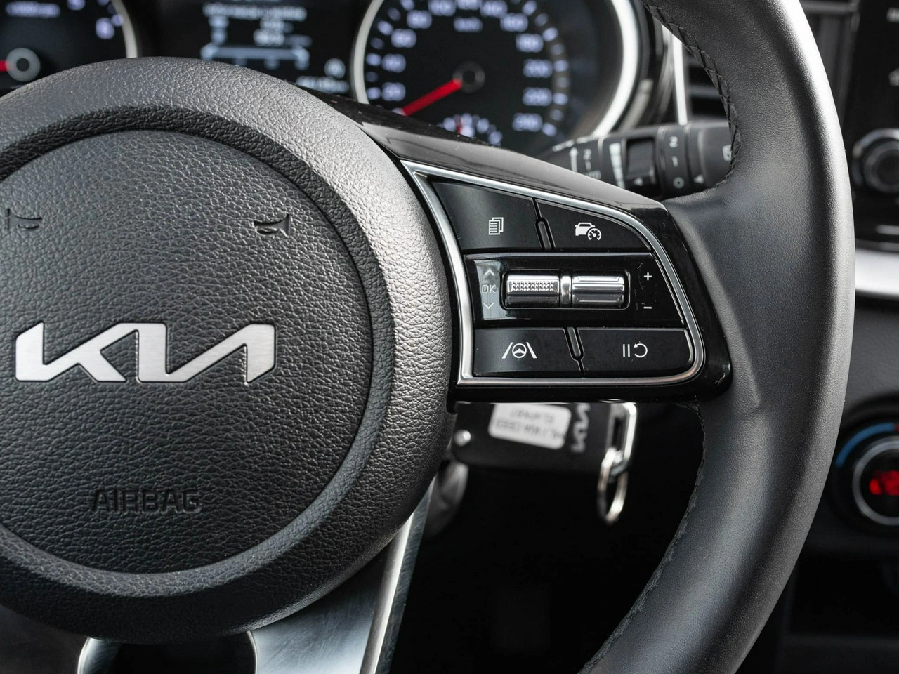Kia Ceed - Zdjęcie 13