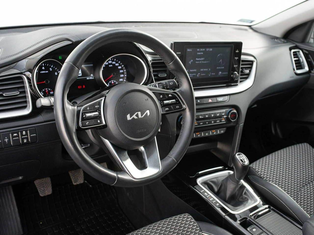 Kia Ceed - Zdjęcie 5