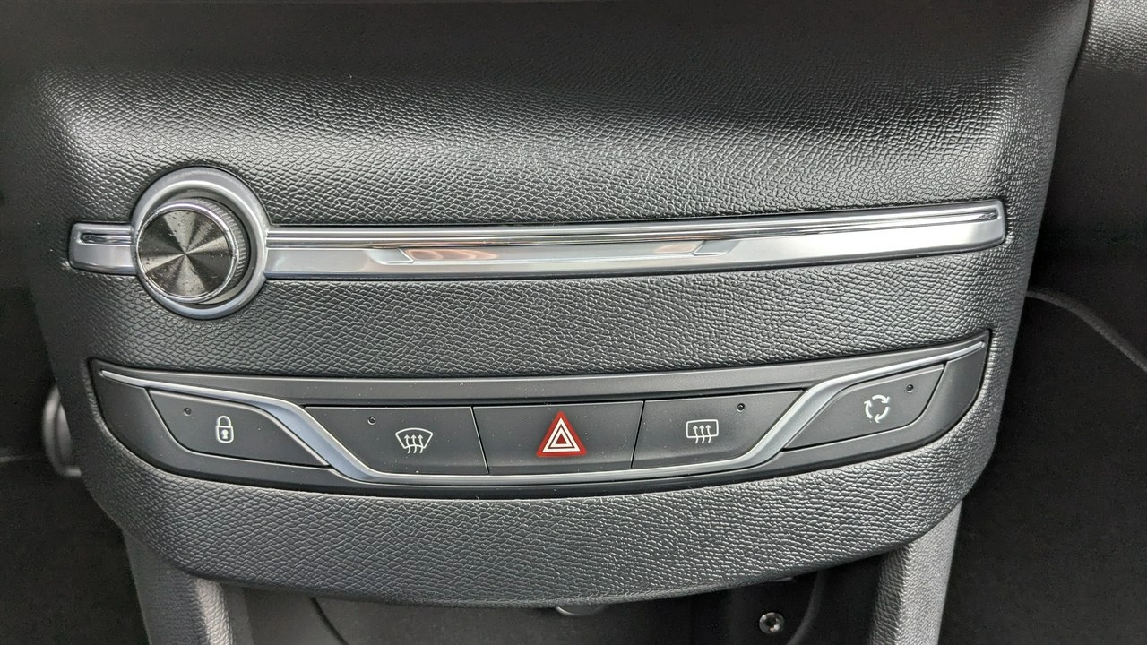 Peugeot 308 SW - Zdjęcie 24