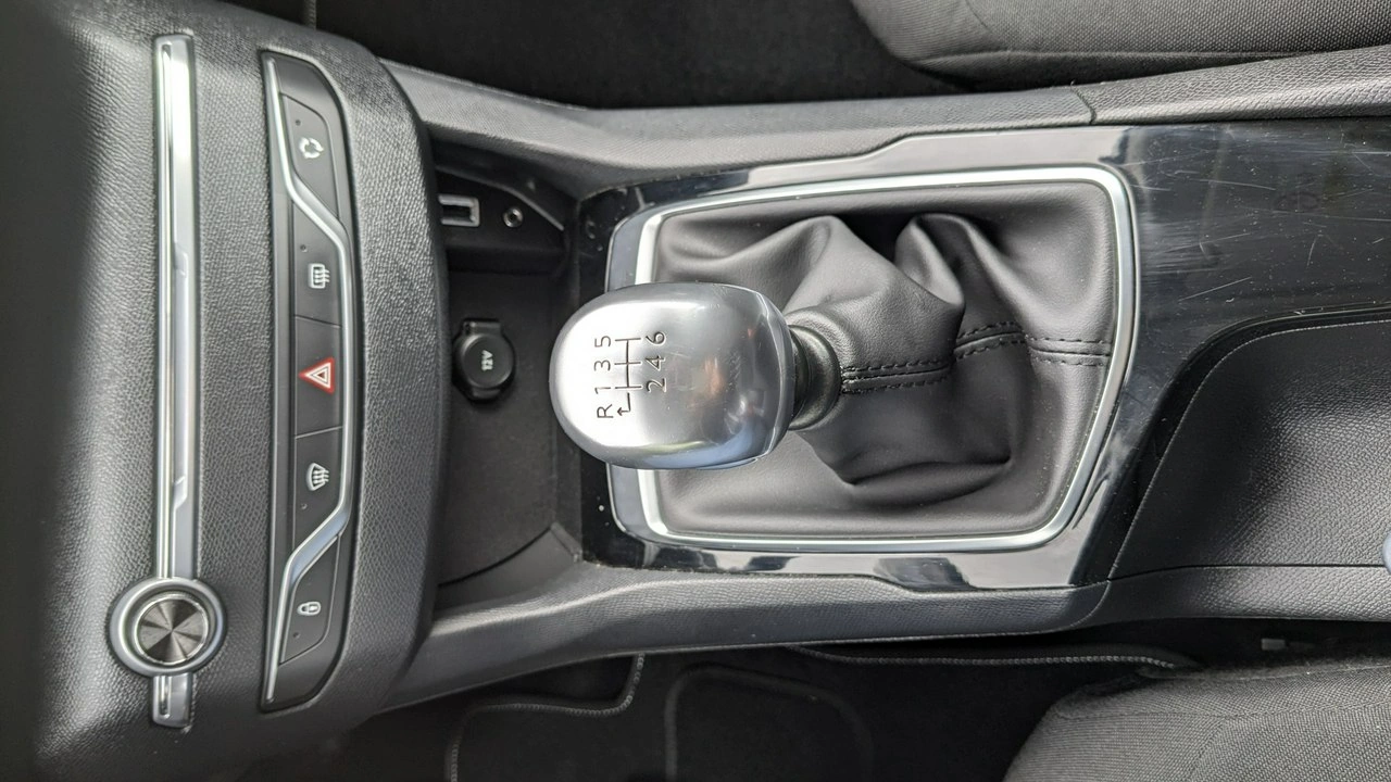 Peugeot 308 SW - Zdjęcie 32