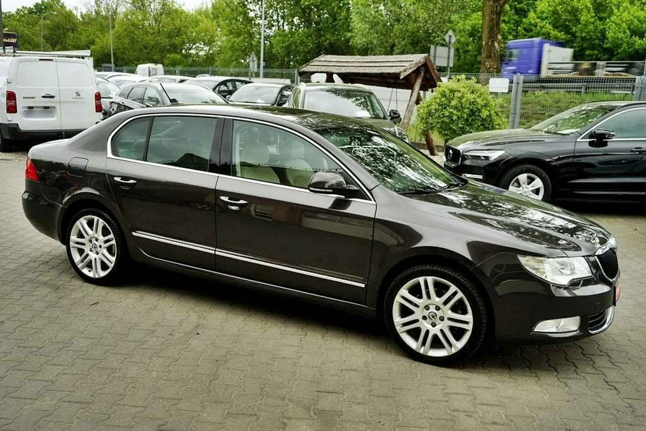 Skoda Superb - Zdjęcie 11