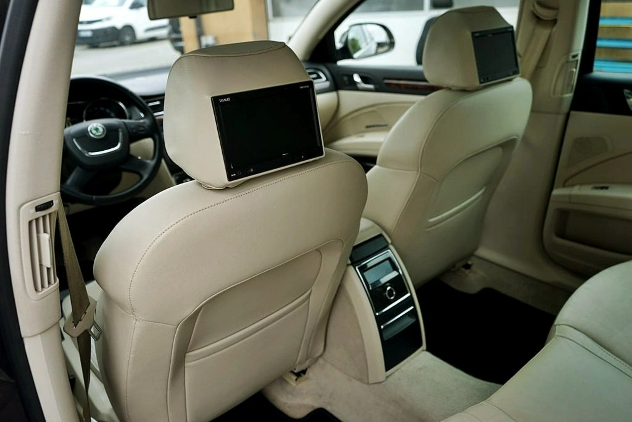 Skoda Superb - Zdjęcie 24