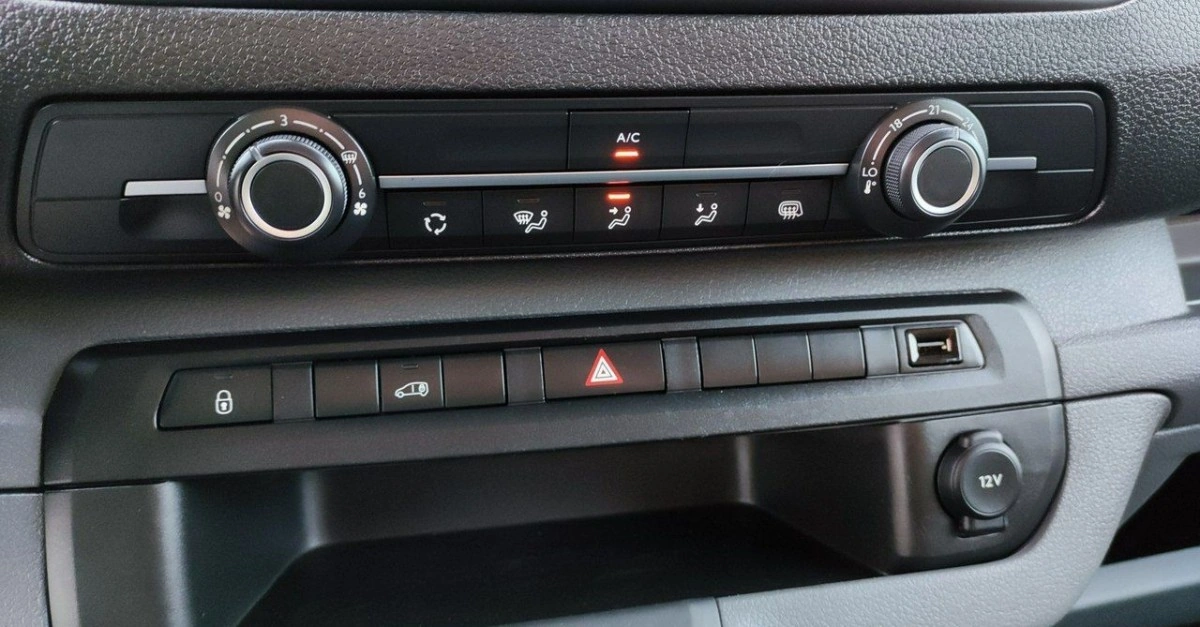 Peugeot Expert - Zdjęcie 29