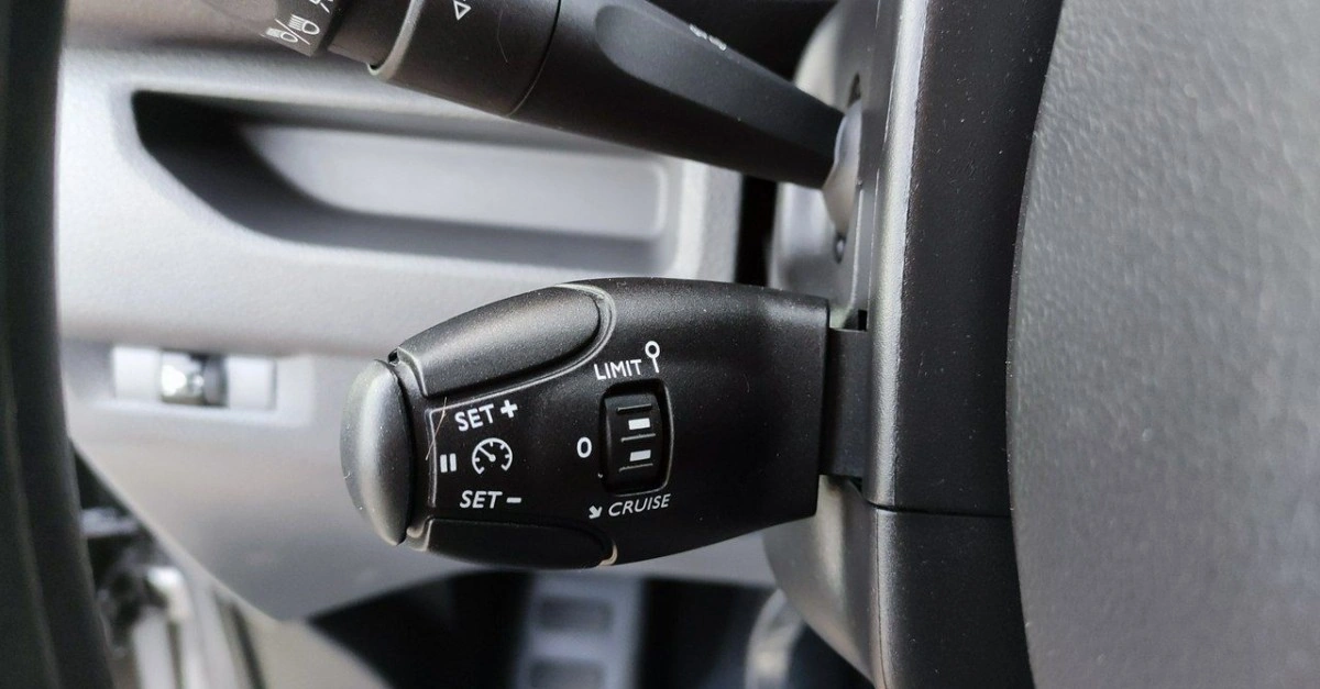 Peugeot Expert - Zdjęcie 31