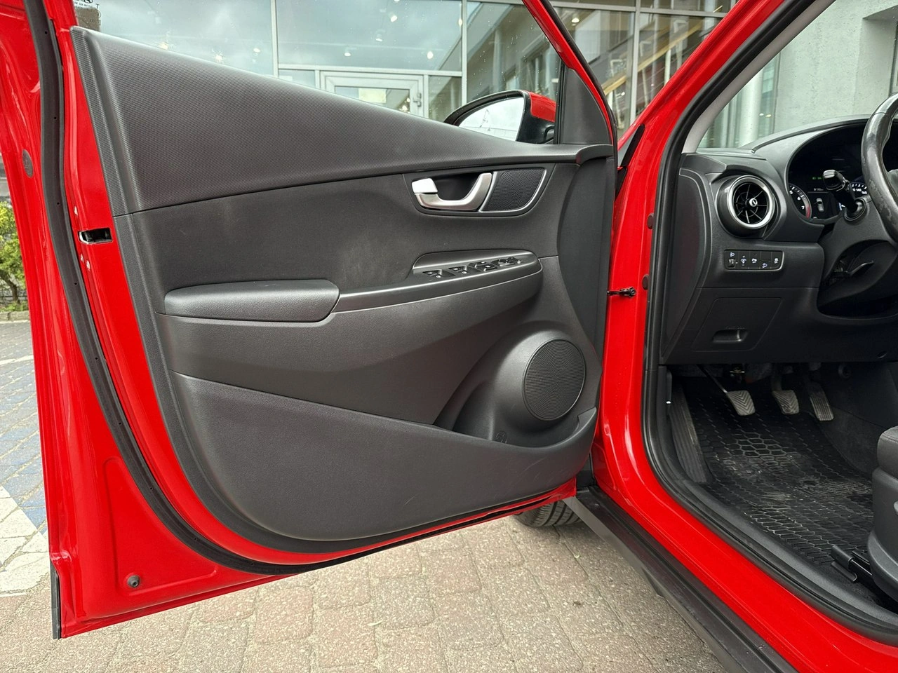 Hyundai Kona - Zdjęcie 22
