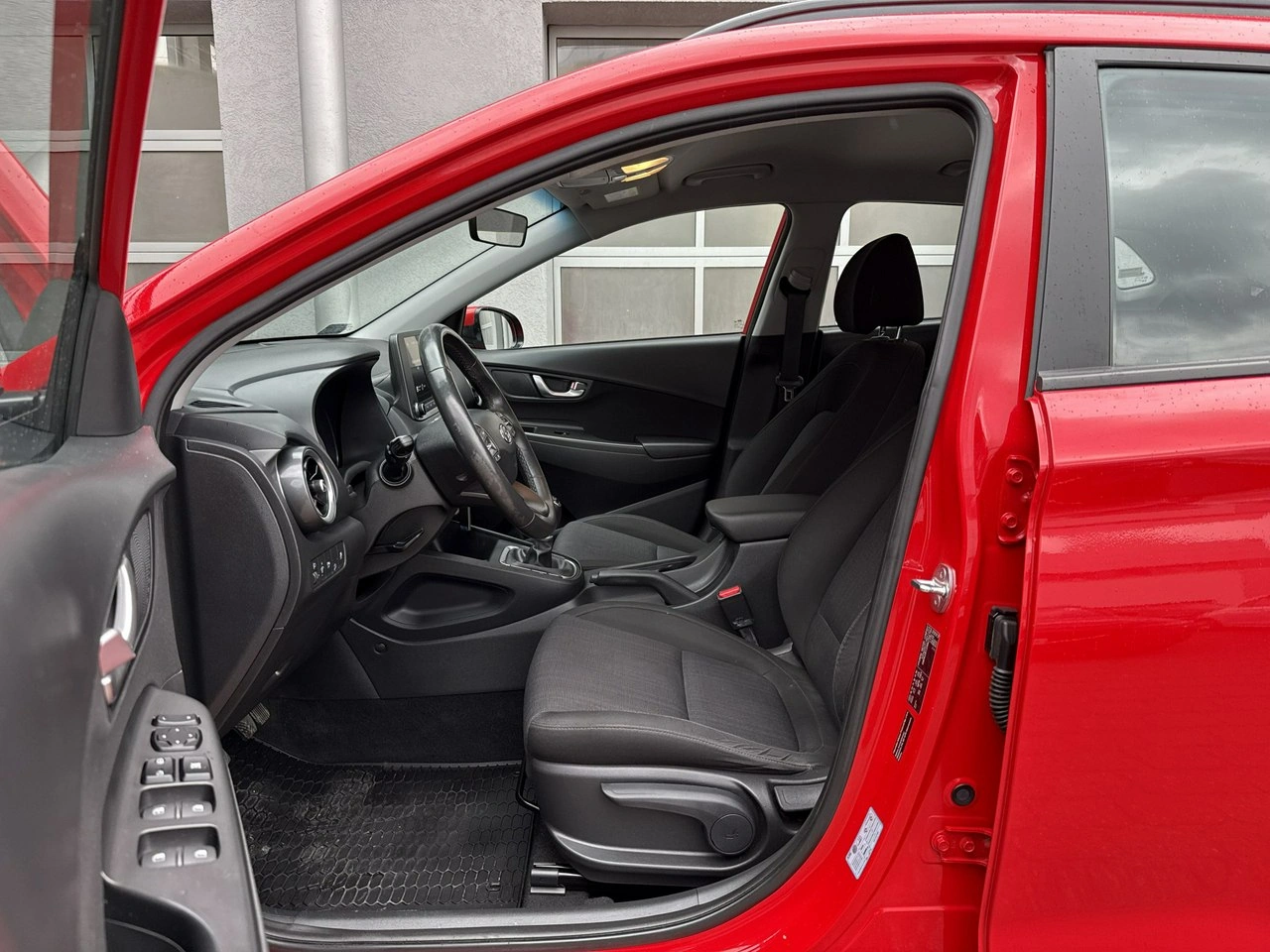 Hyundai Kona - Zdjęcie 23