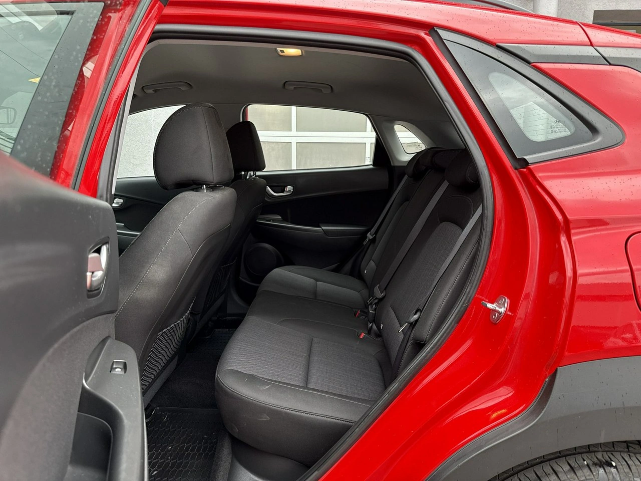 Hyundai Kona - Zdjęcie 24