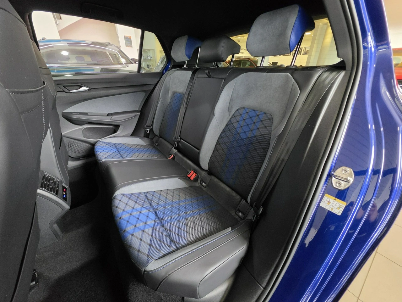 Volkswagen Golf - Zdjęcie 12