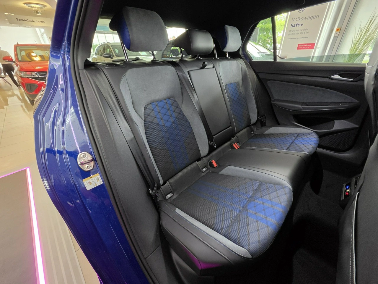Volkswagen Golf - Zdjęcie 13