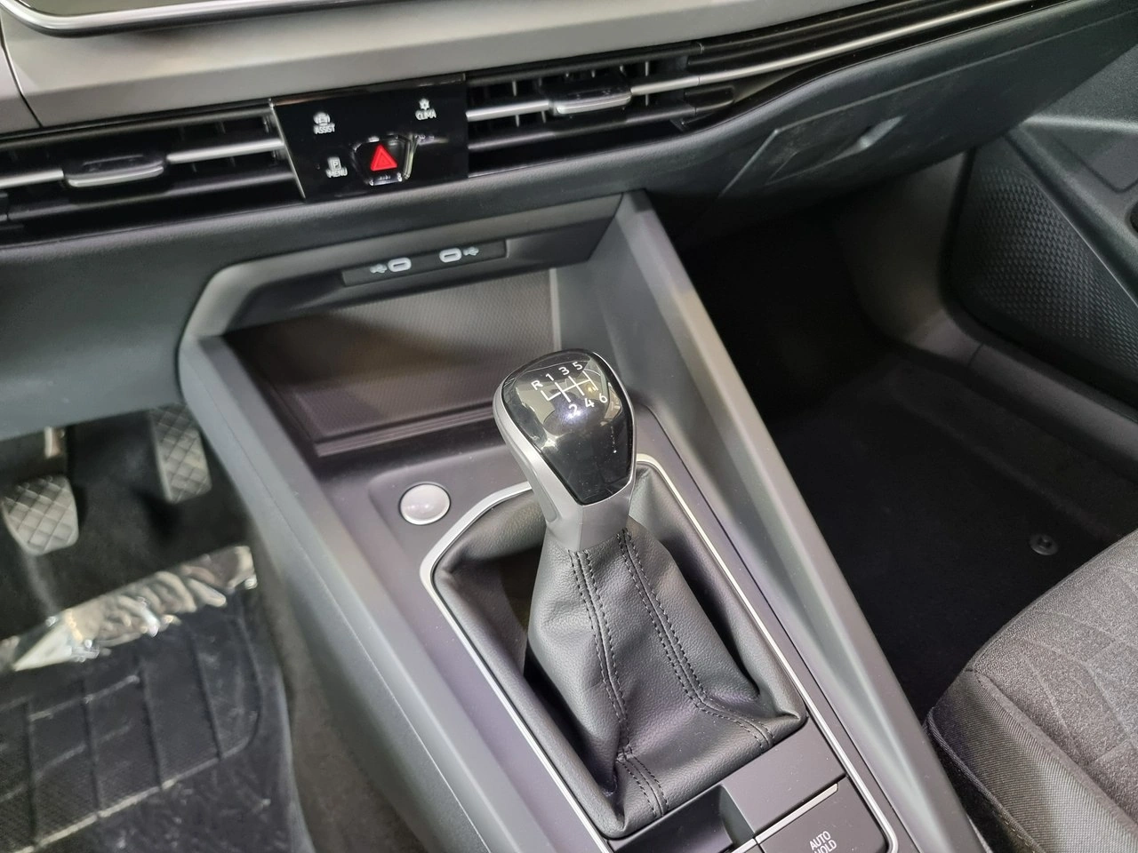 Volkswagen Golf Variant - Zdjęcie 15