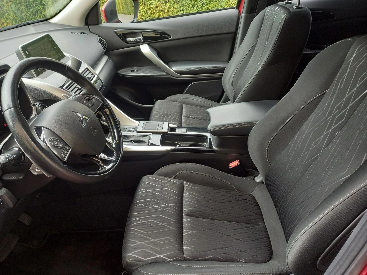 Mitsubishi Eclipse Cross - Zdjęcie 27