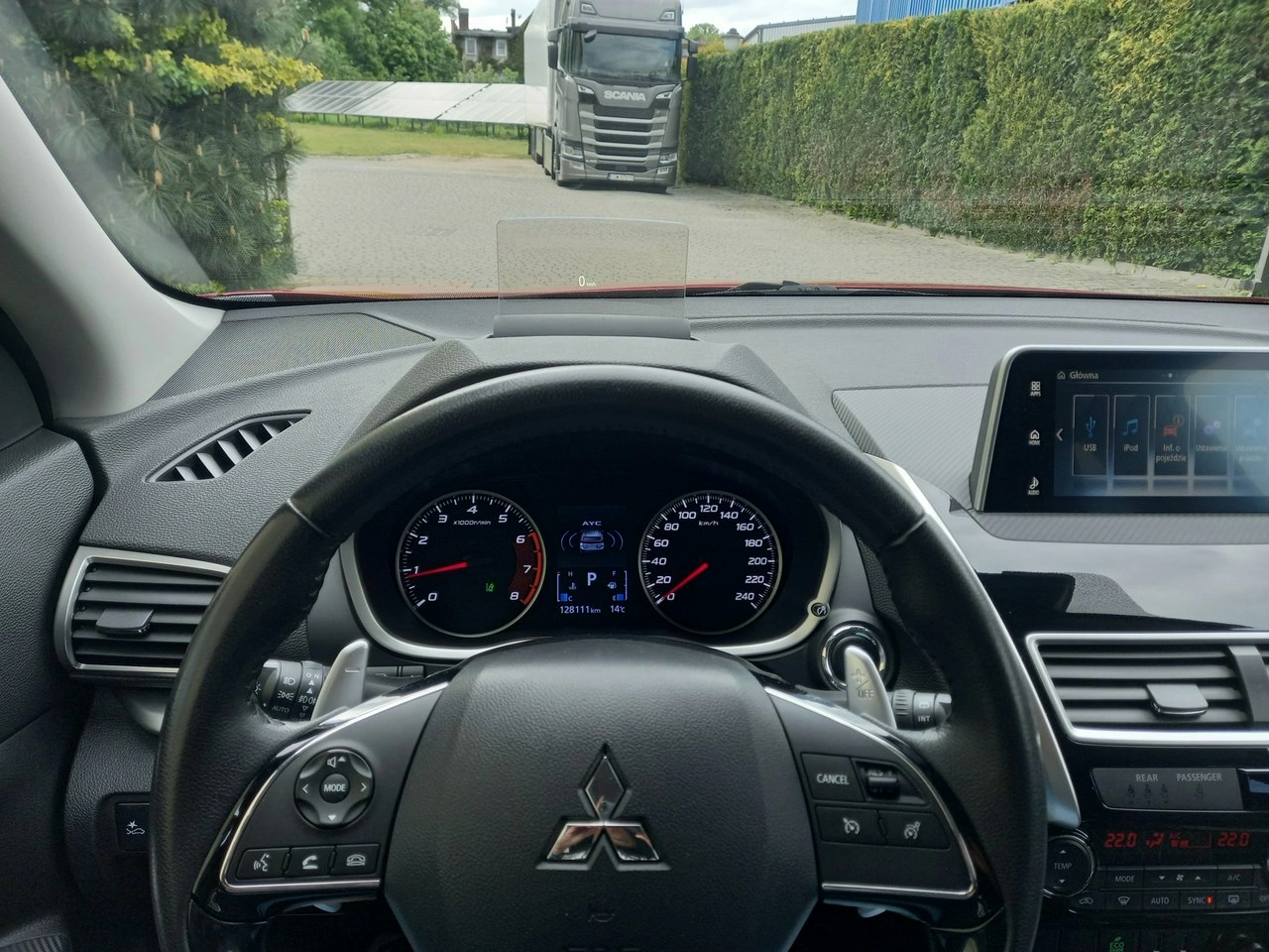 Mitsubishi Eclipse Cross - Zdjęcie 28