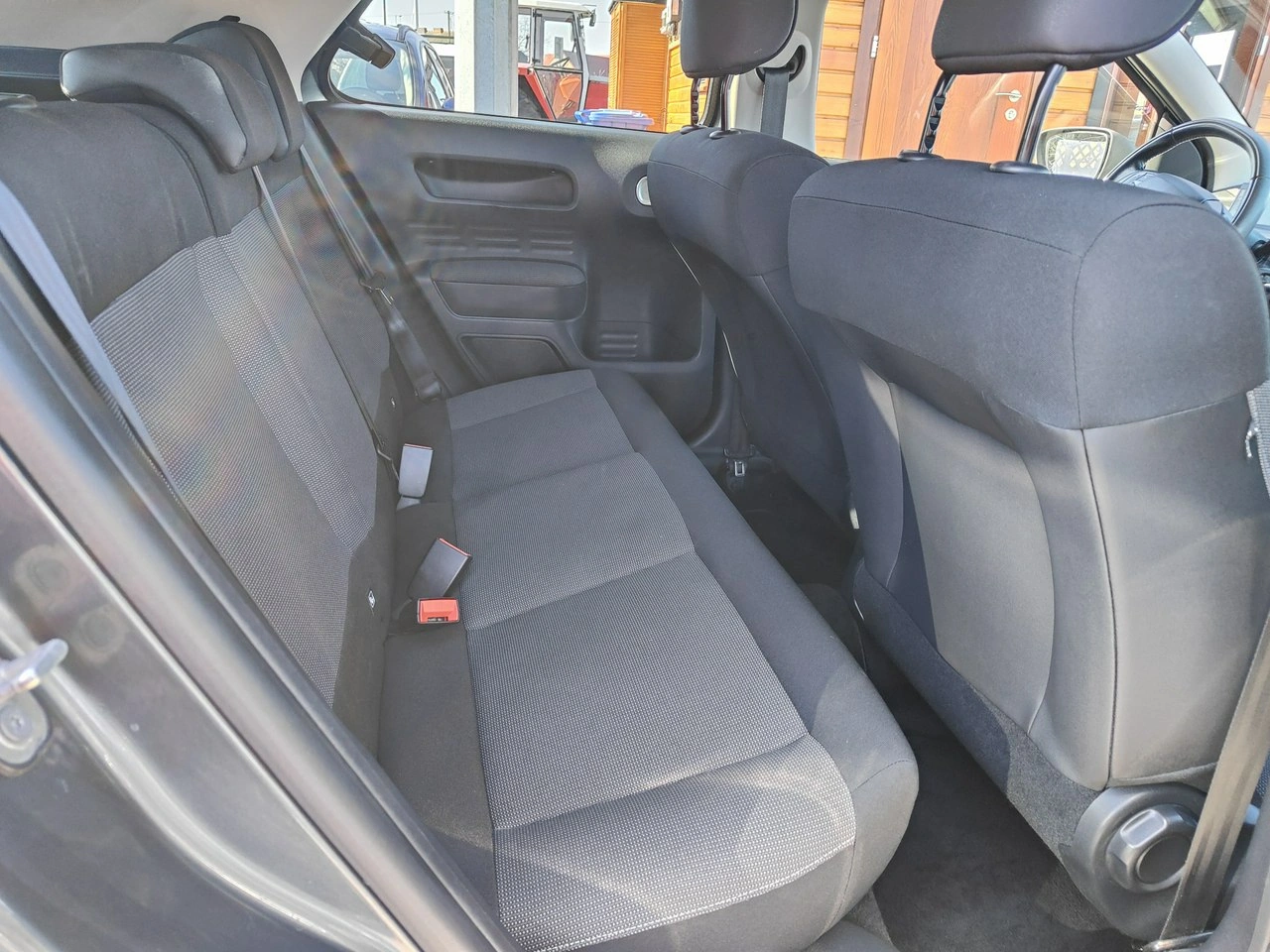 Citroën C4 Cactus - Zdjęcie 23