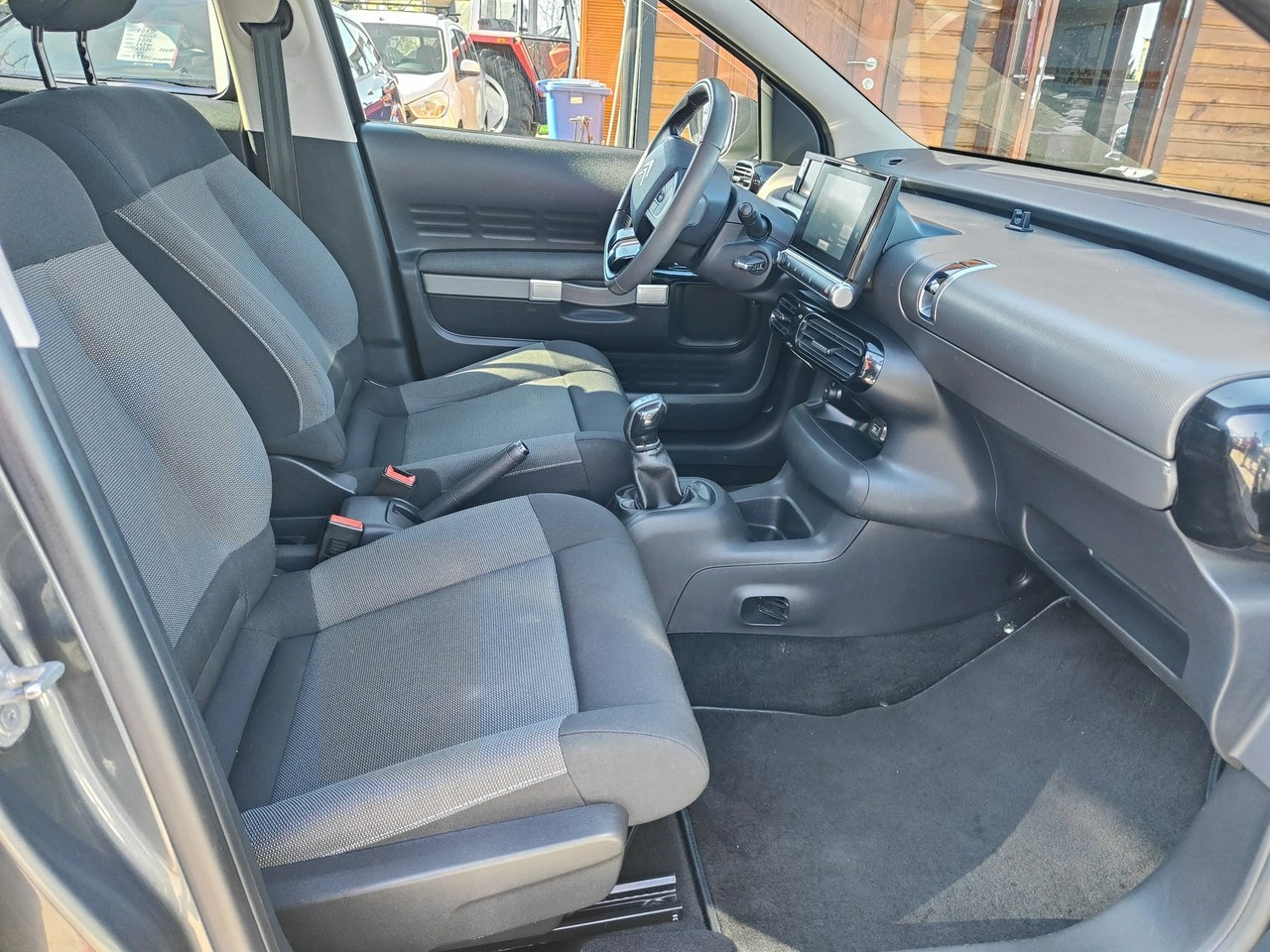 Citroën C4 Cactus - Zdjęcie 18