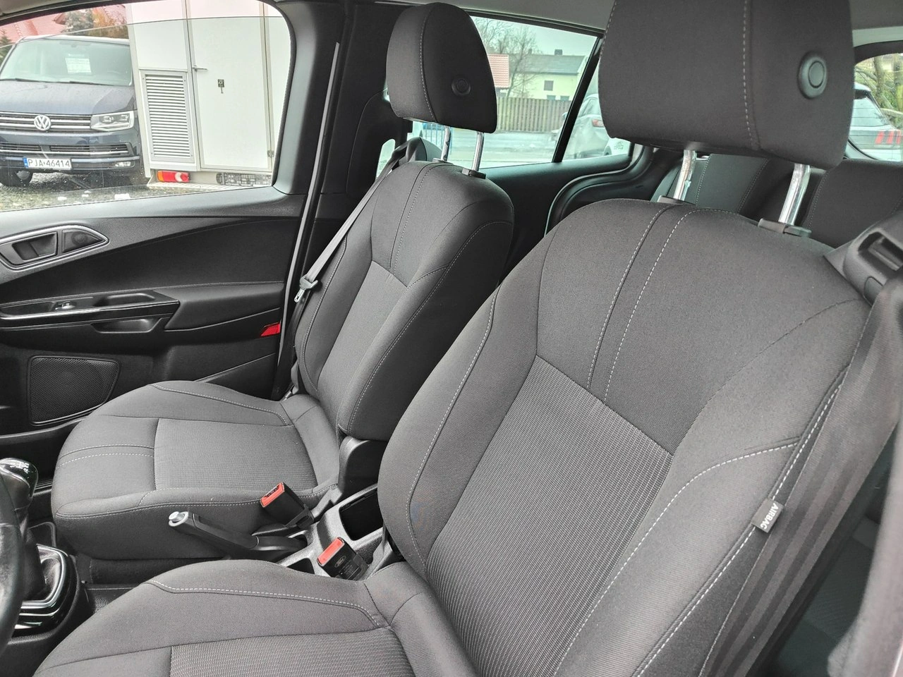 Ford B-Max - Zdjęcie 10