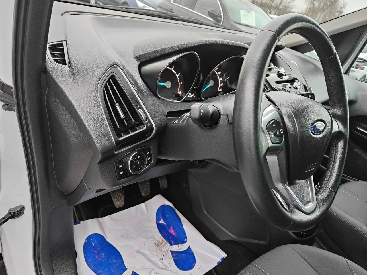 Ford B-Max - Zdjęcie 9