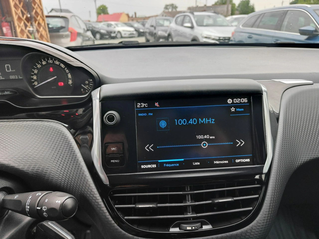 Peugeot 208 - Zdjęcie 10