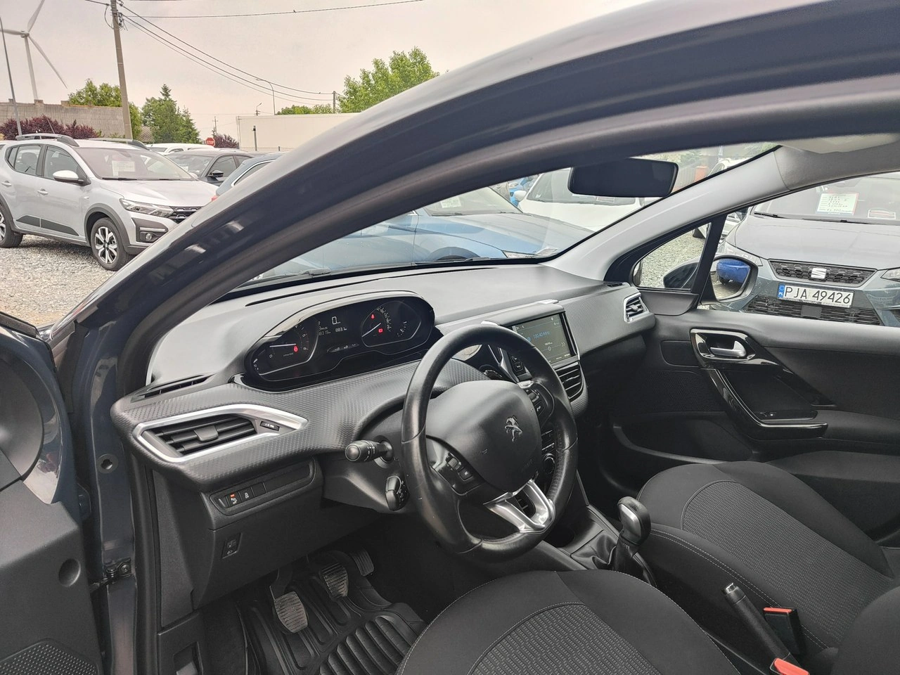 Peugeot 208 - Zdjęcie 8