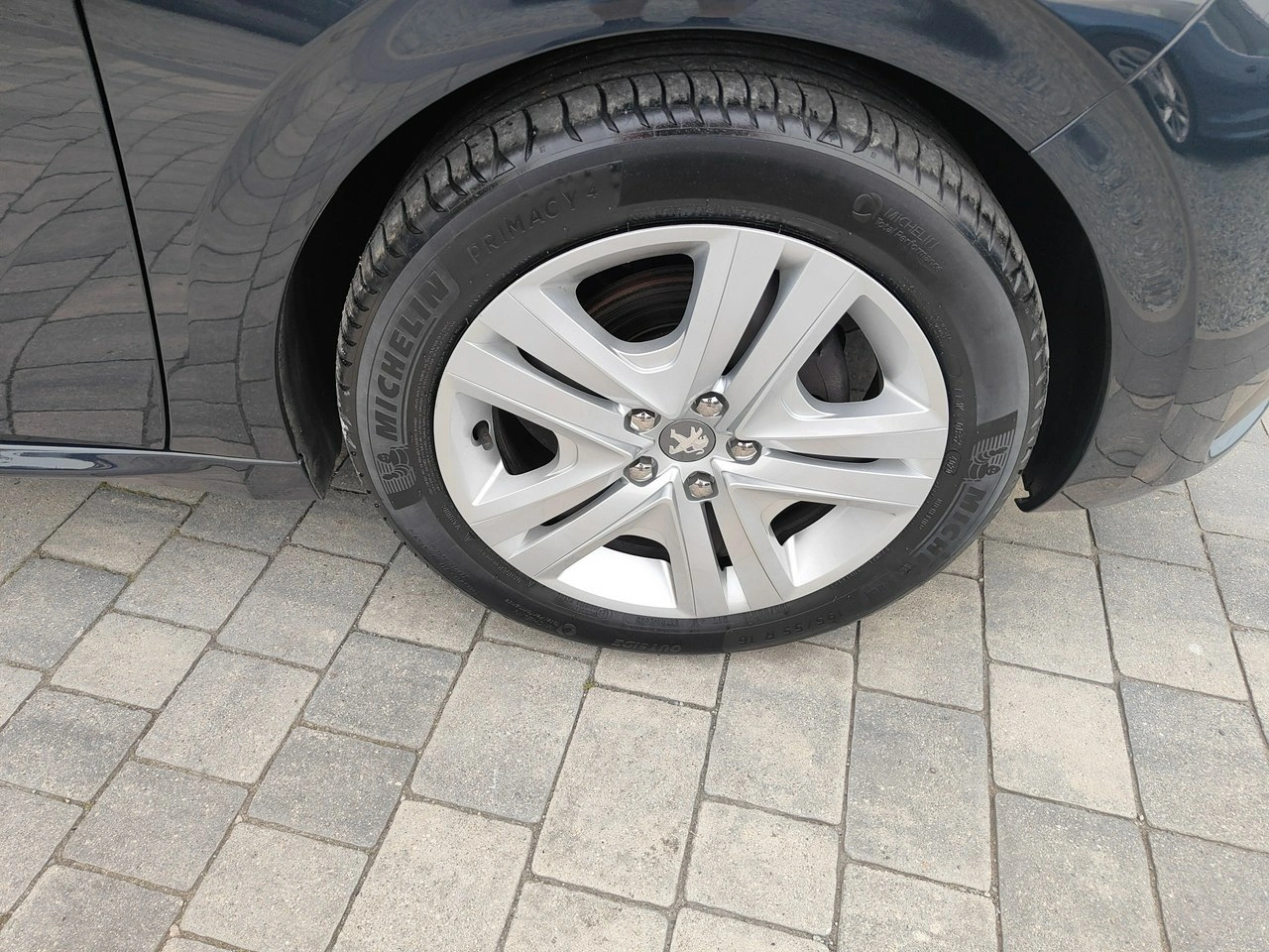 Peugeot 208 - Zdjęcie 29