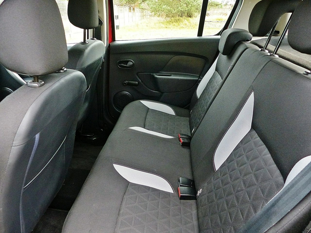 Dacia Sandero Stepway - Zdjęcie 22