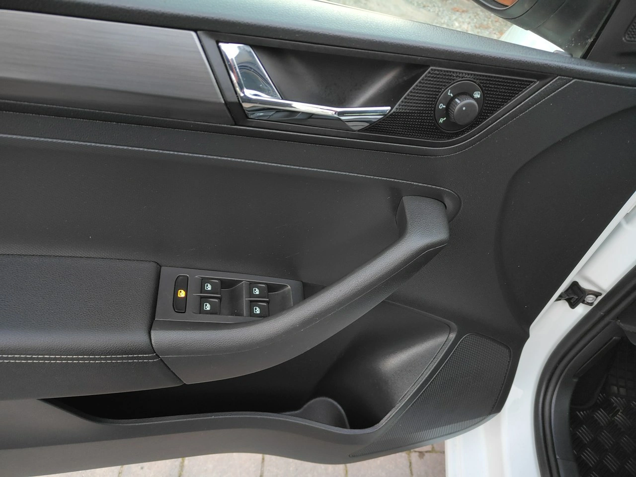 Skoda RAPID - Zdjęcie 16