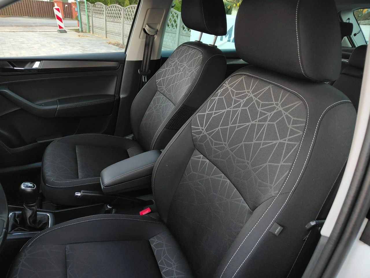 Skoda RAPID - Zdjęcie 13