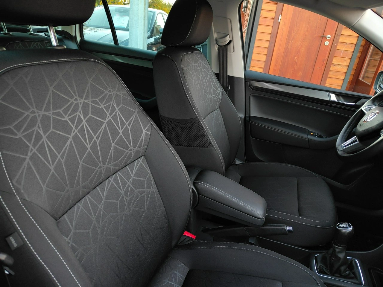 Skoda RAPID - Zdjęcie 18