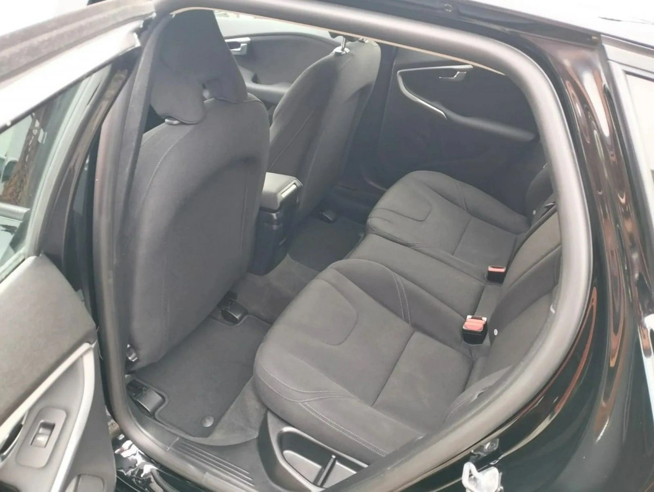 Volvo V40 - Zdjęcie 19