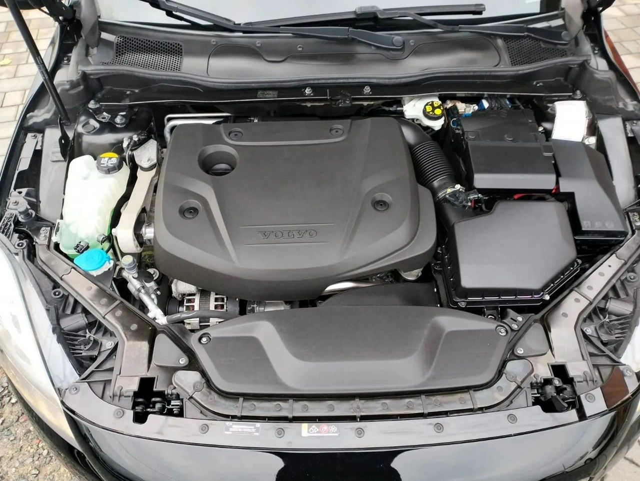 Volvo V40 - Zdjęcie 25