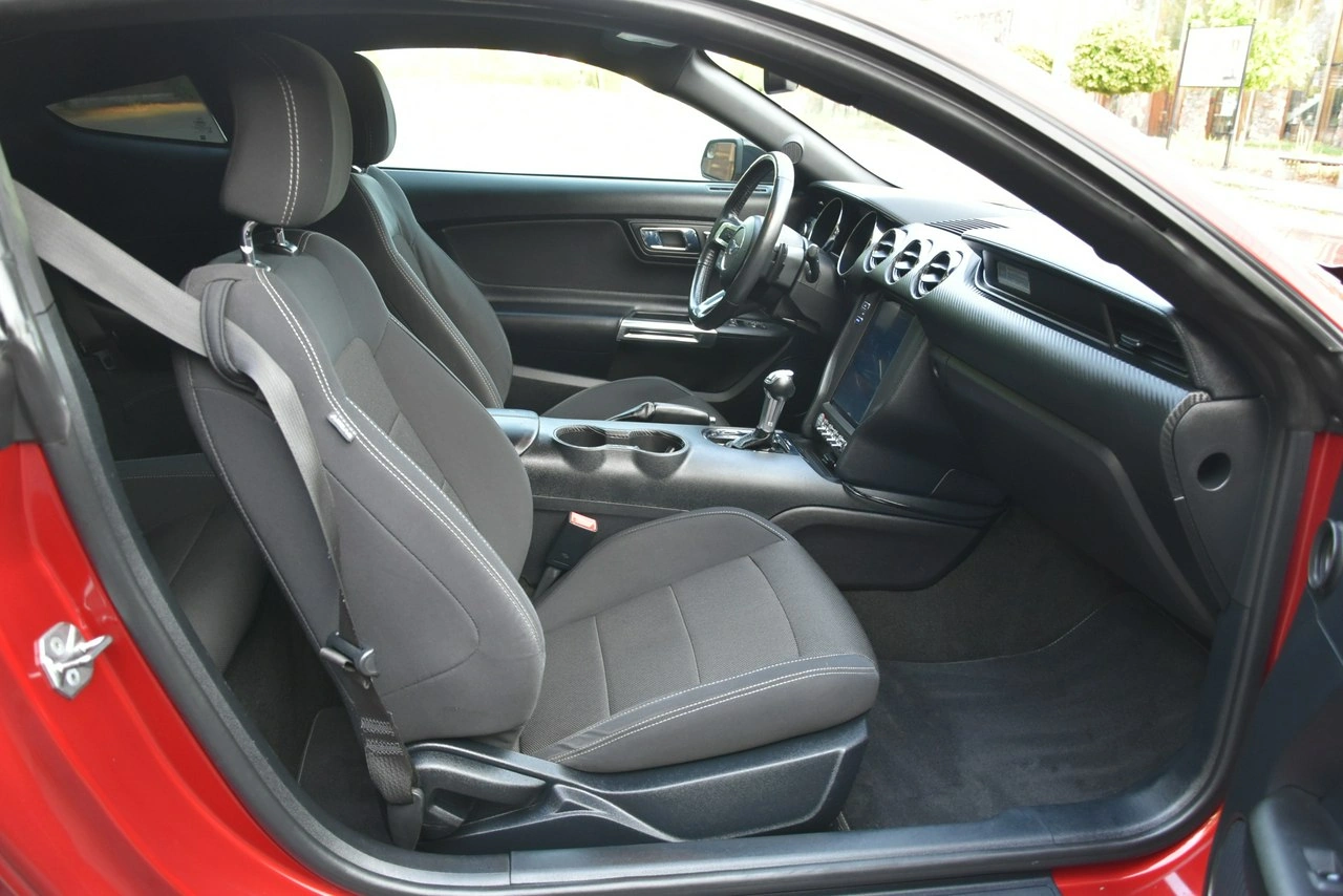 Ford Mustang - Zdjęcie 10