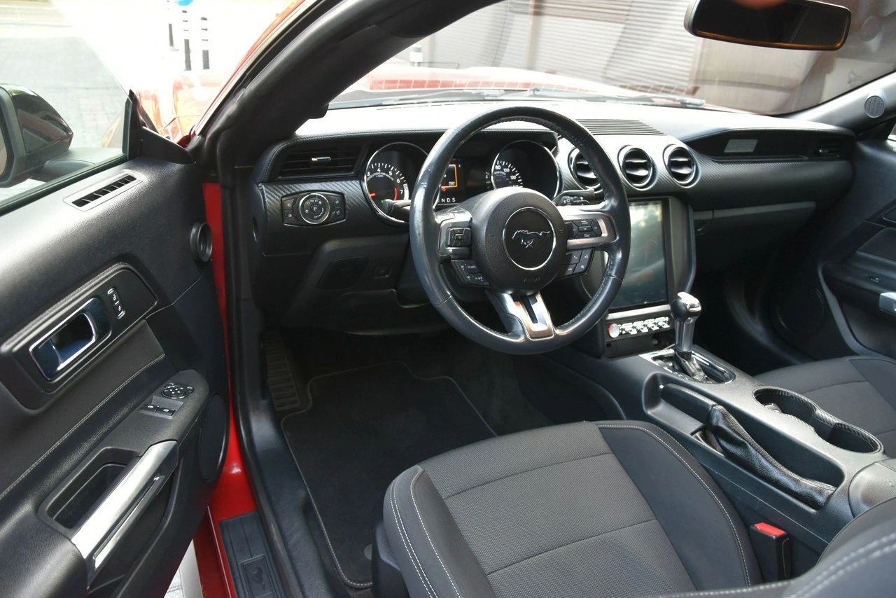 Ford Mustang - Zdjęcie 12