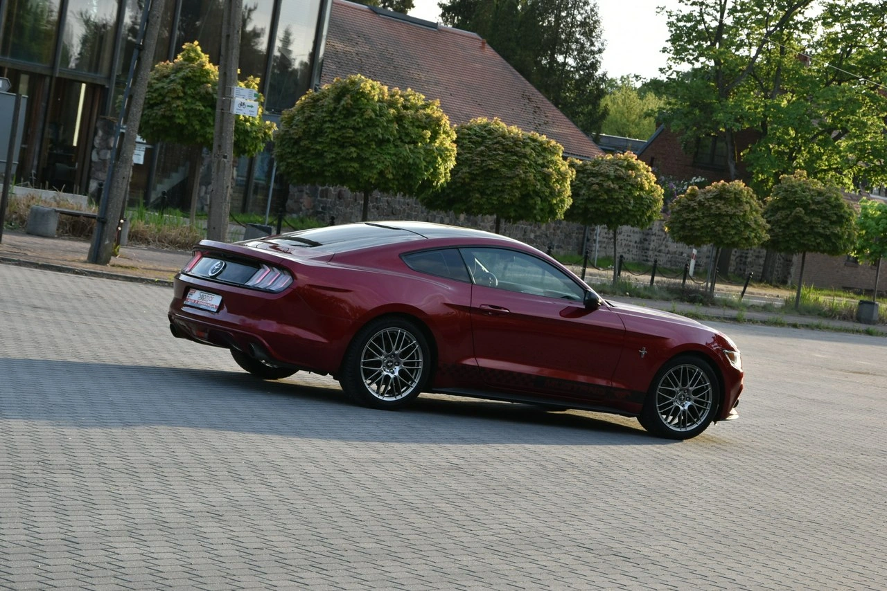 Ford Mustang - Zdjęcie 6