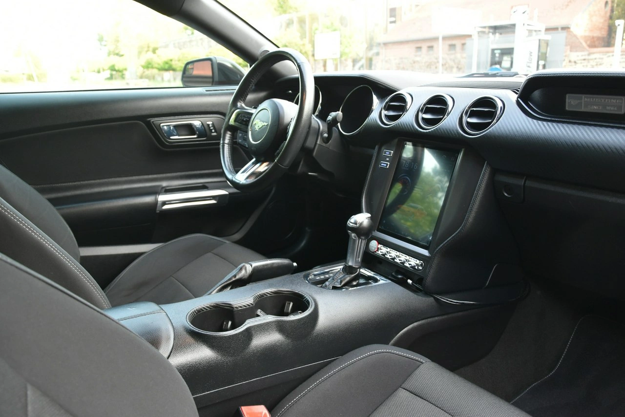 Ford Mustang - Zdjęcie 8