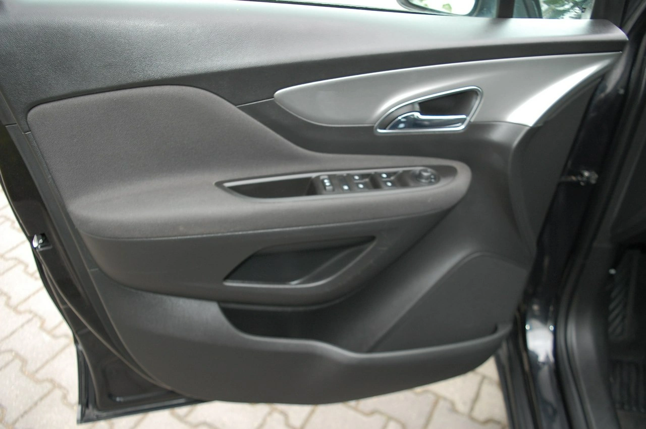 Opel Mokka - Zdjęcie 27