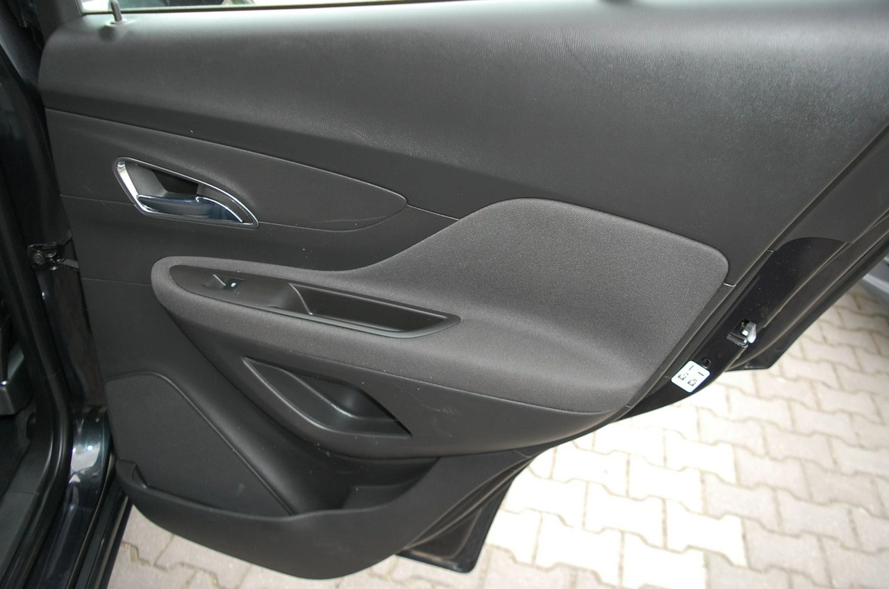 Opel Mokka - Zdjęcie 30