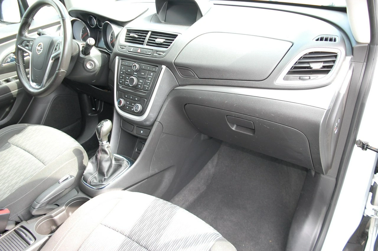 Opel Mokka - Zdjęcie 24